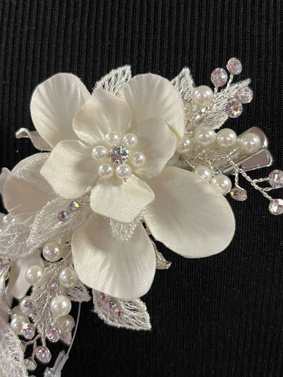 Bridal Hair Clip Le Crystal 4617 Silver/Ivory NWT main image 5
